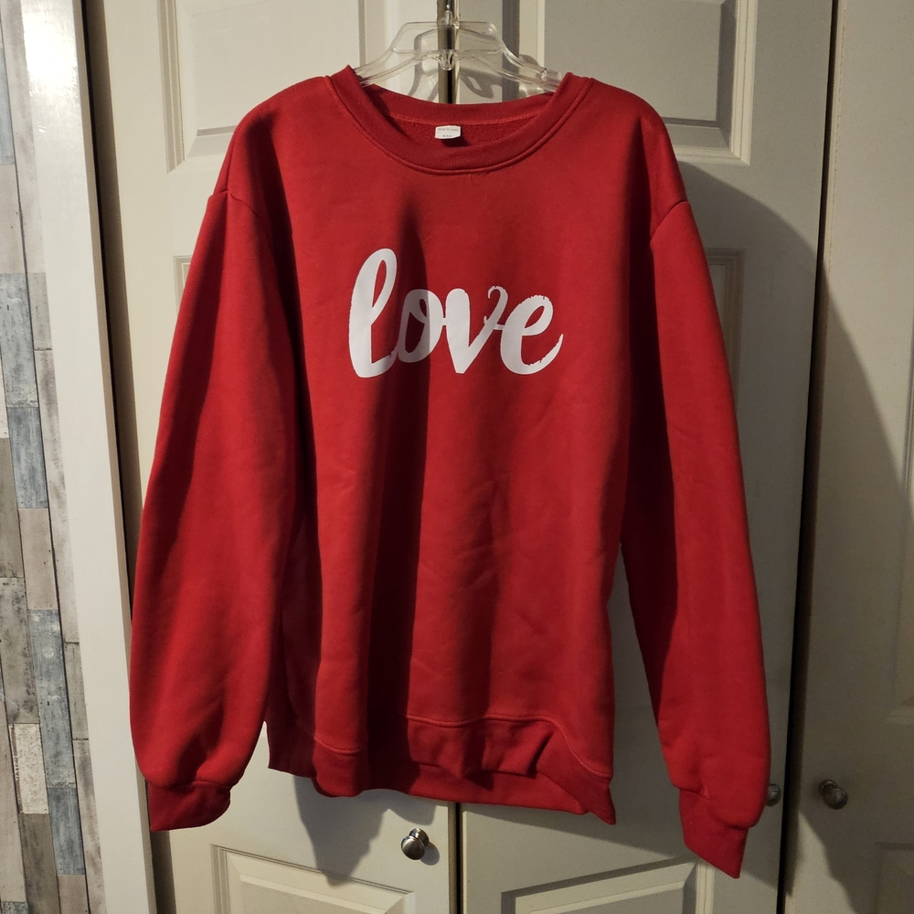 Red 'Love' Graphic Crewneck Sweatshirt XxL